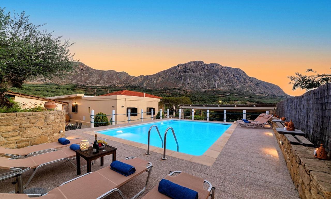 Cretan Kera Villa Heated Pool Buitenkant foto
